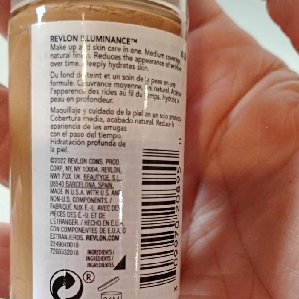 Revlon Luminance Skin-Caring Foundation - 409 Bruelee Natural Finish Natural